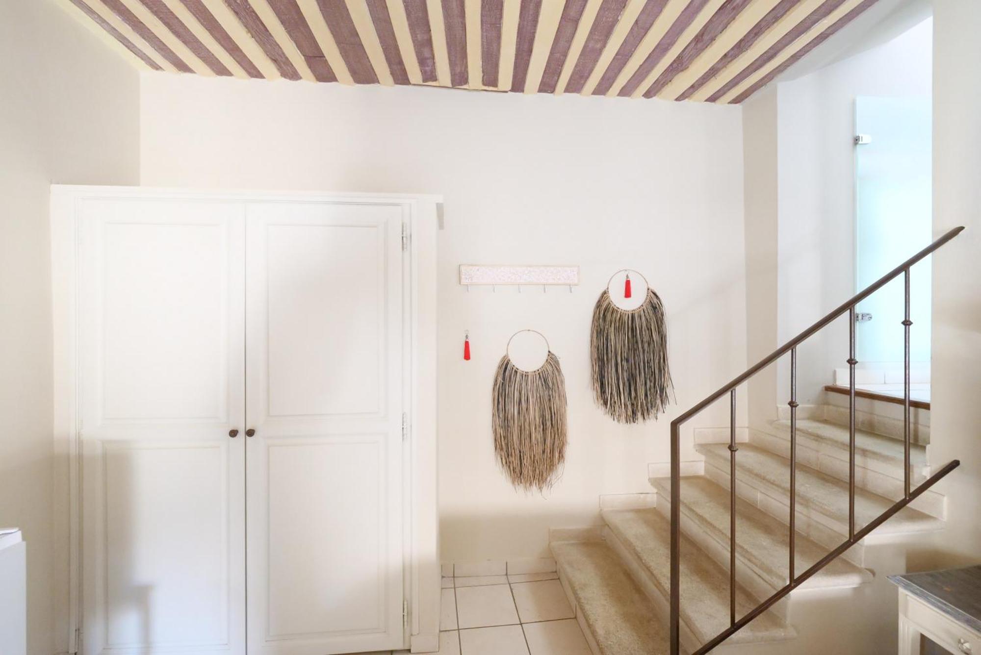 Chambres Du Vieux Bistrot Cabrieres-d'Avignon Екстер'єр фото