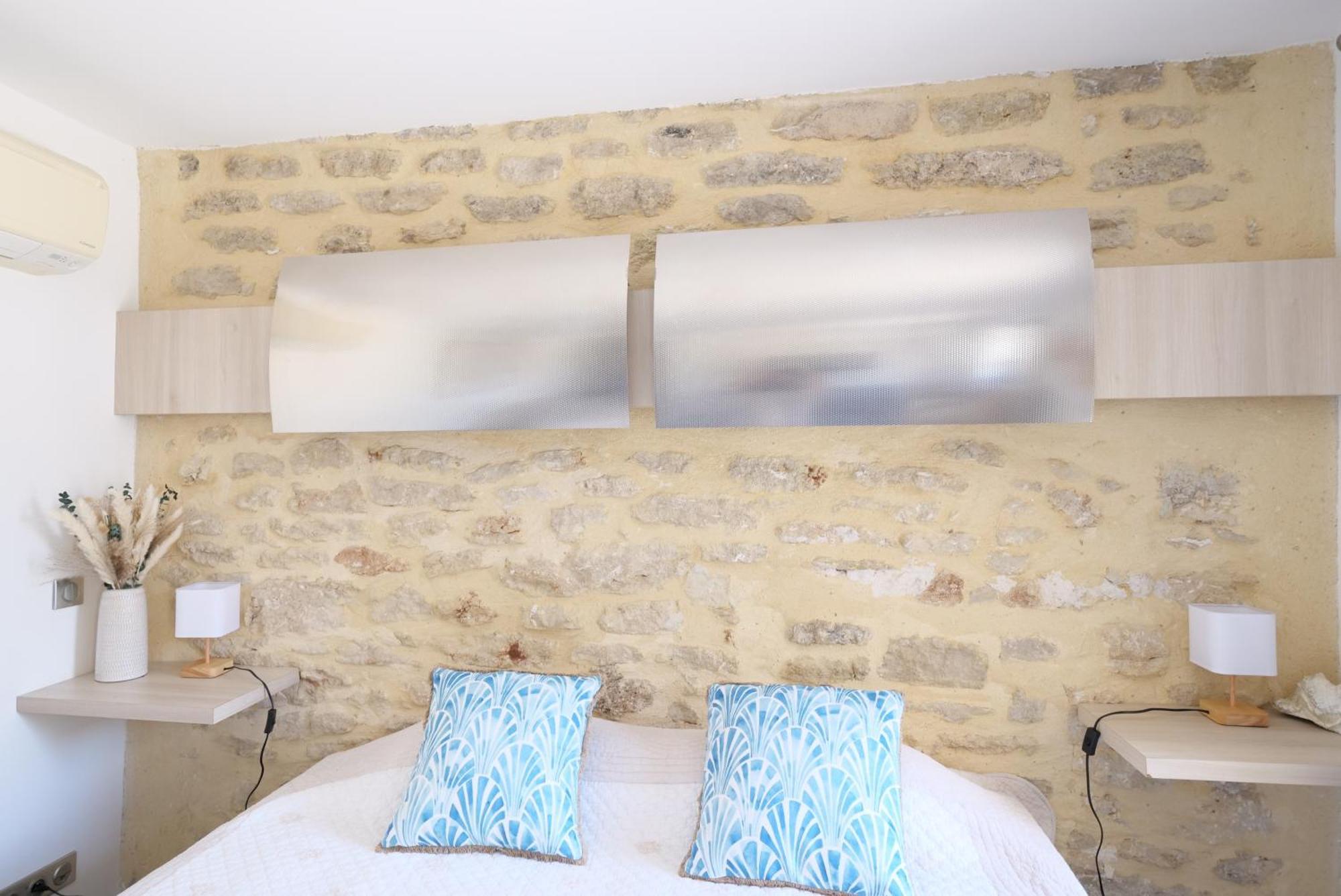 Chambres Du Vieux Bistrot Cabrieres-d'Avignon Екстер'єр фото