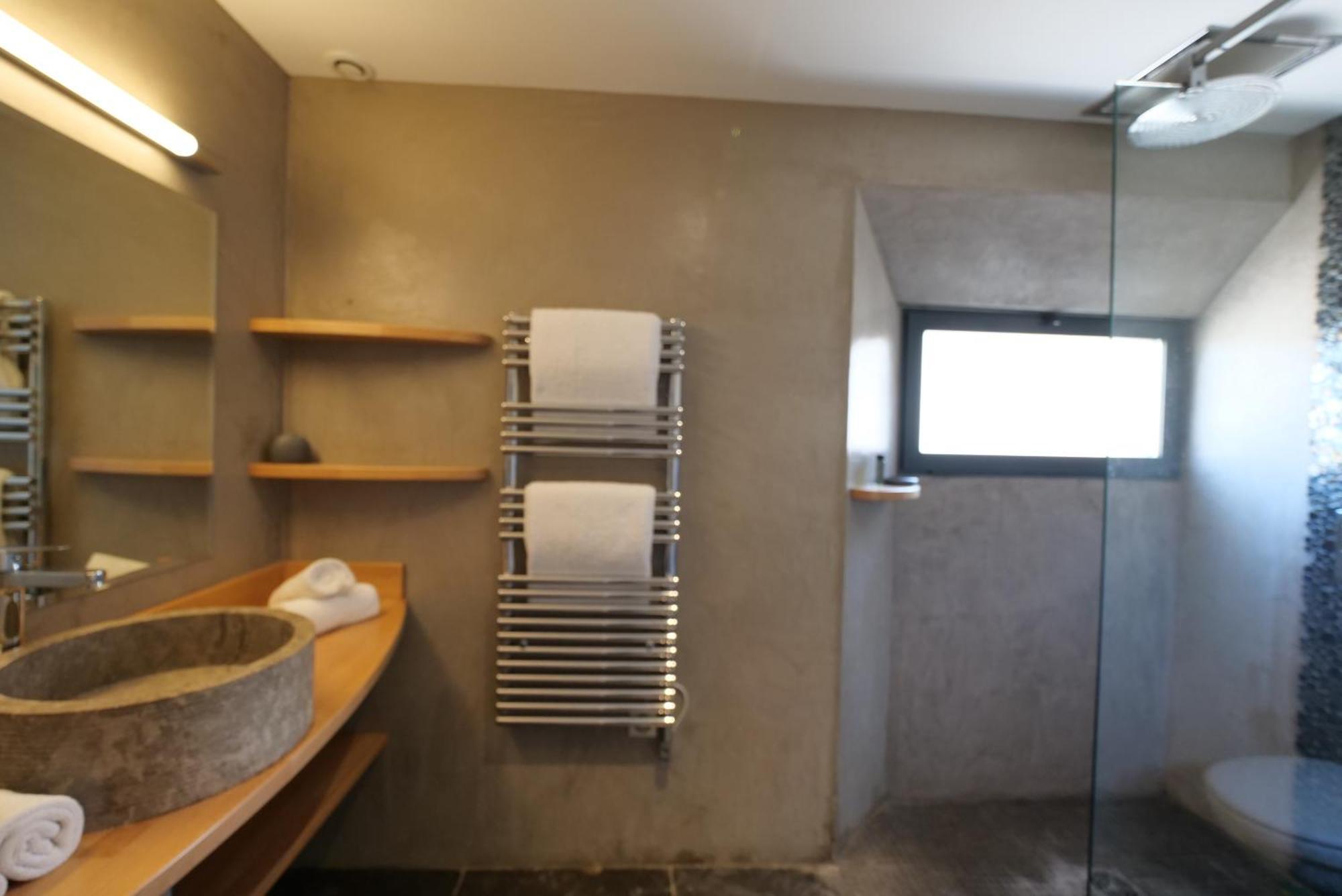 Chambres Du Vieux Bistrot Cabrieres-d'Avignon Екстер'єр фото