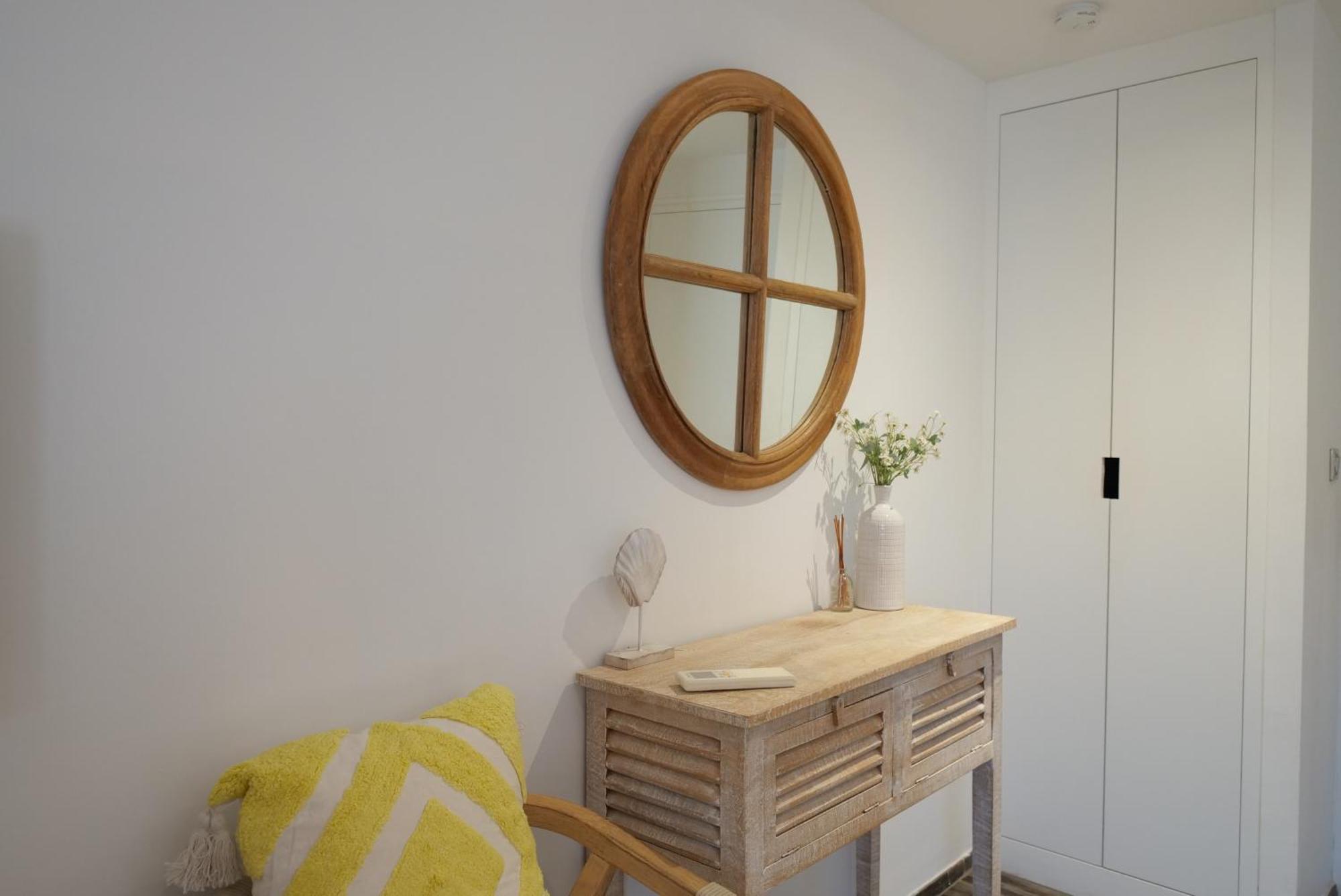 Chambres Du Vieux Bistrot Cabrieres-d'Avignon Екстер'єр фото