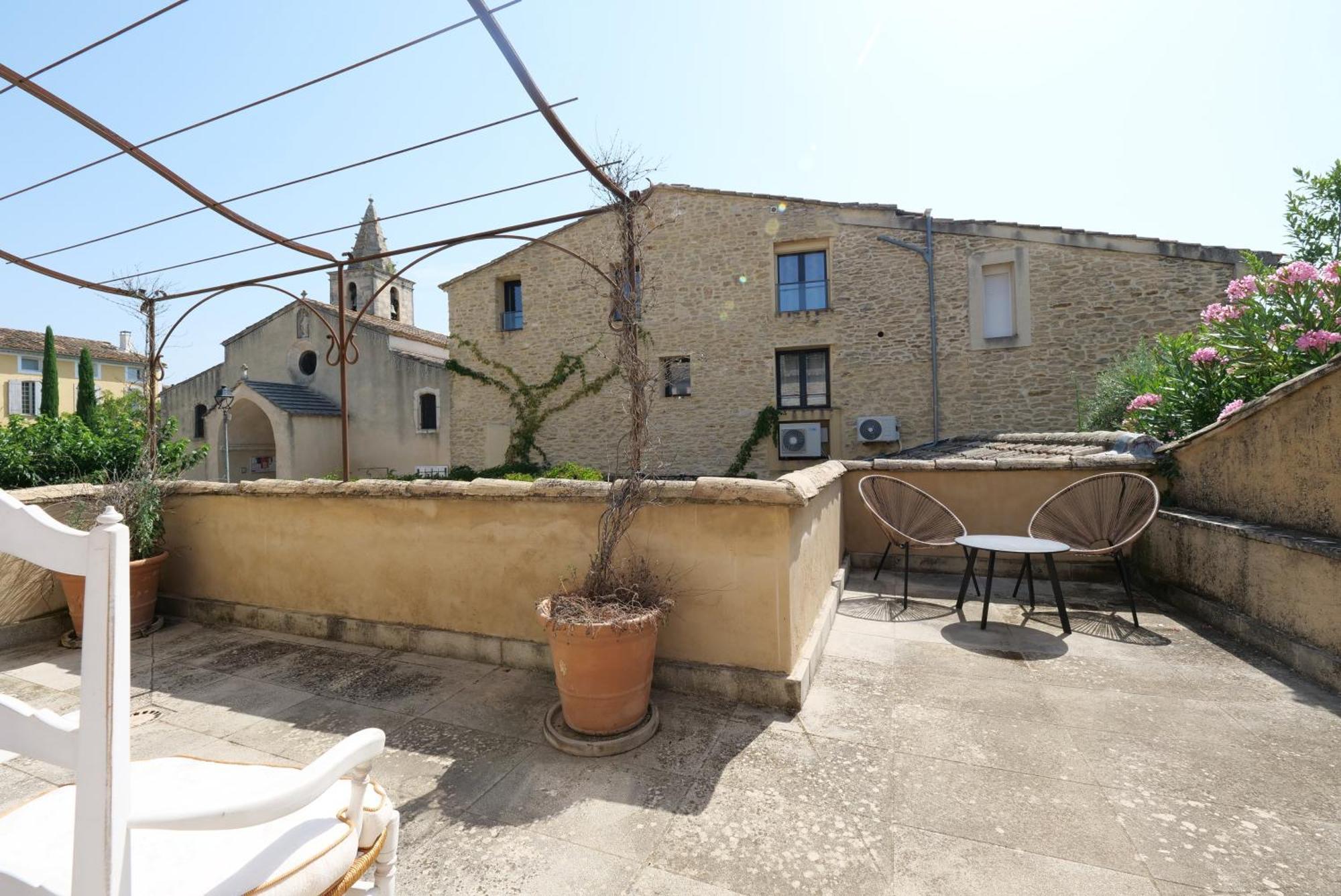 Chambres Du Vieux Bistrot Cabrieres-d'Avignon Екстер'єр фото