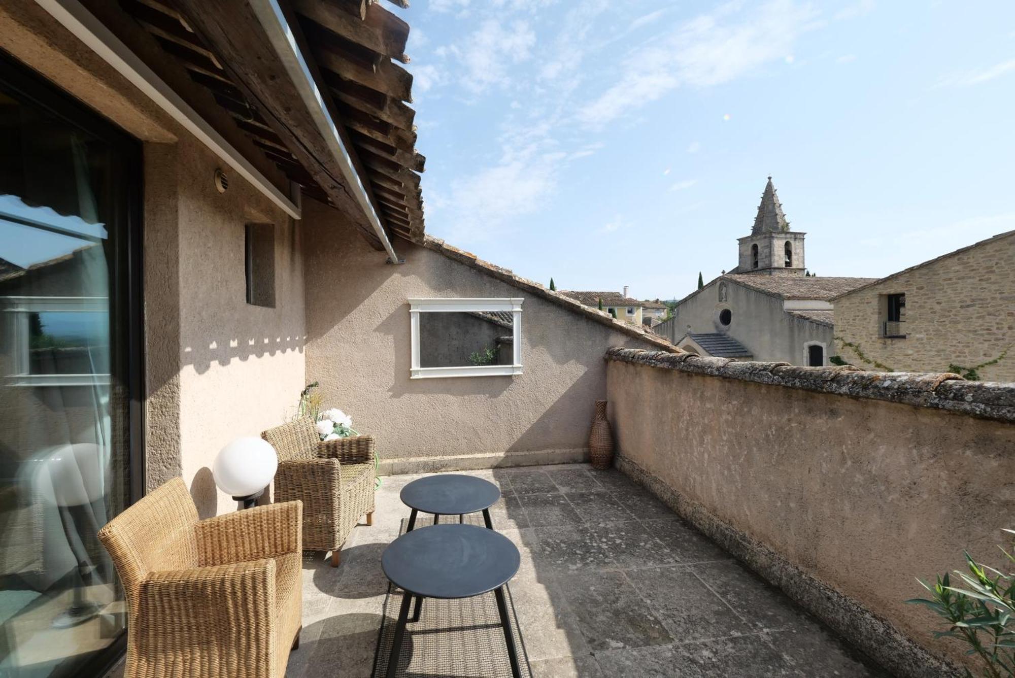 Chambres Du Vieux Bistrot Cabrieres-d'Avignon Екстер'єр фото